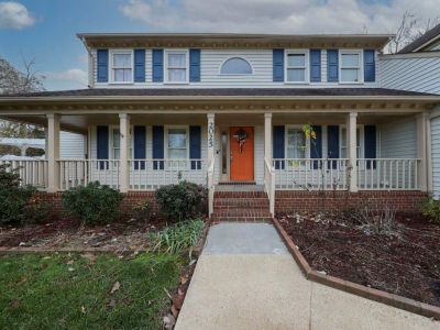property image for 2025 Brier Cliff Crescent CHESAPEAKE VA 23320