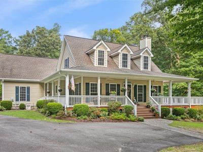 property image for 8194 Manor Drive GLOUCESTER COUNTY VA 23061