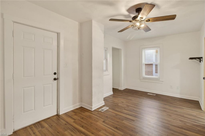 Photo 9 of 20 residential for sale in Norfolk virginia