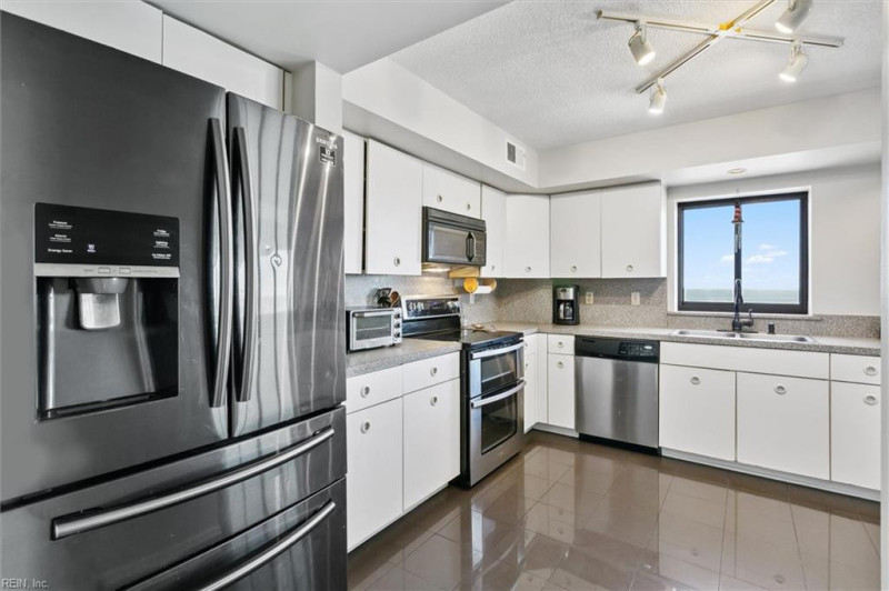 Photo 6 of 48 residential for sale in Newport News virginia Photo 6 of 48 residential for sale in Newport News virginia