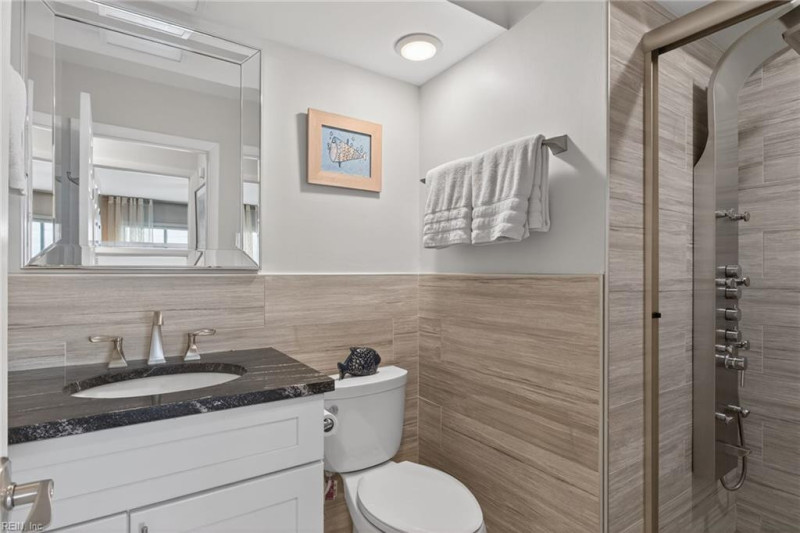 Photo 14 of 25 residential for sale in Virginia Beach virginia