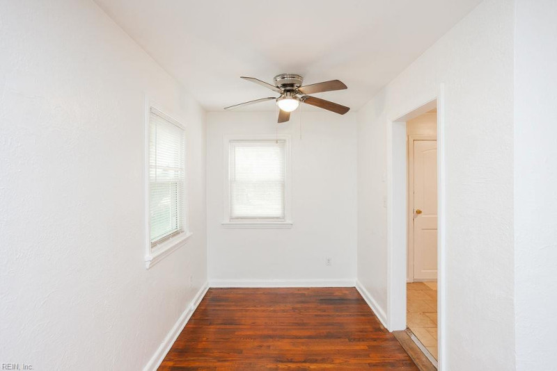 Photo 12 of 46 residential for sale in Norfolk virginia
