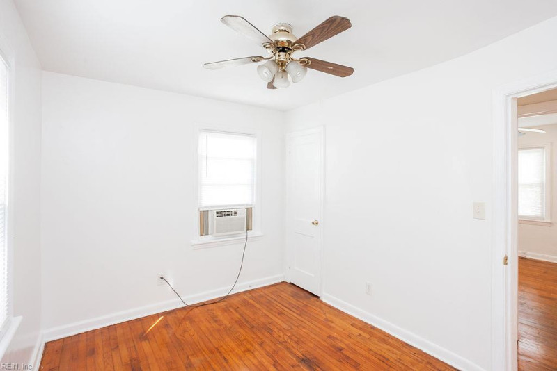Photo 35 of 46 residential for sale in Norfolk virginia Photo 35 of 46 residential for sale in Norfolk virginia