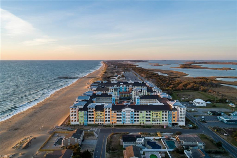 Photo 3 of 43 residential for sale in Virginia Beach virginia