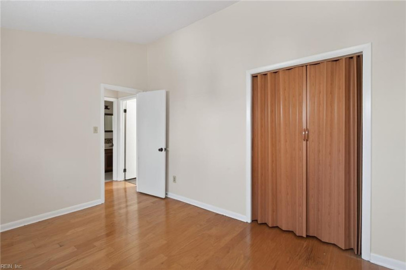 Photo 20 of 36 residential for sale in Hampton virginia
