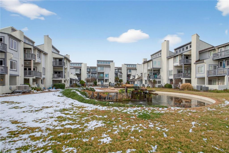 Photo 33 of 36 residential for sale in Hampton virginia
