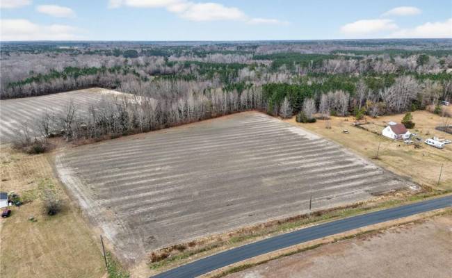 6932 Corinth Chapel Road, Suffolk, VA 23437