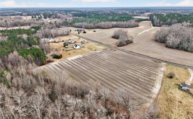 6932 Corinth Chapel Road, Suffolk, VA 23437