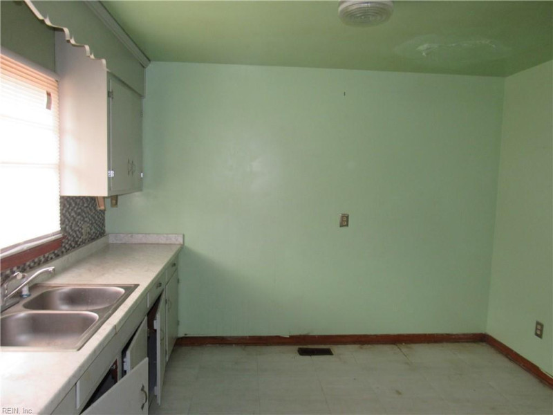 Photo 5 of 18 residential for sale in Hampton virginia Photo 5 of 18 residential for sale in Hampton virginia