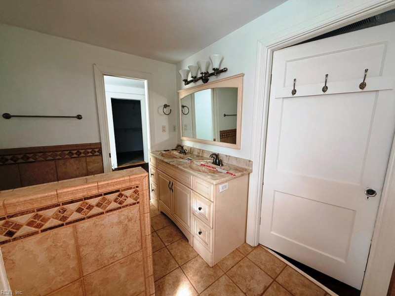 Photo 34 of 40 residential for sale in Northampton County virginia