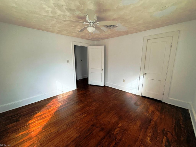 Photo 36 of 40 residential for sale in Northampton County virginia