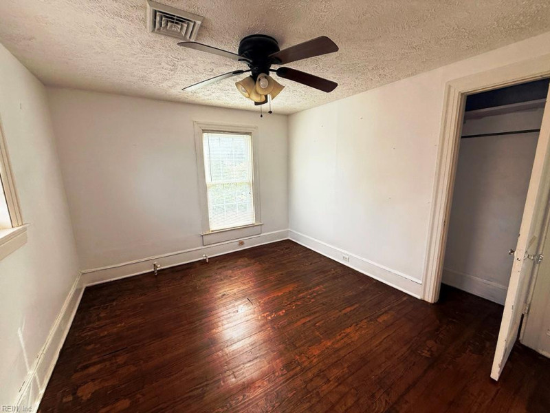 Photo 38 of 40 residential for sale in Northampton County virginia