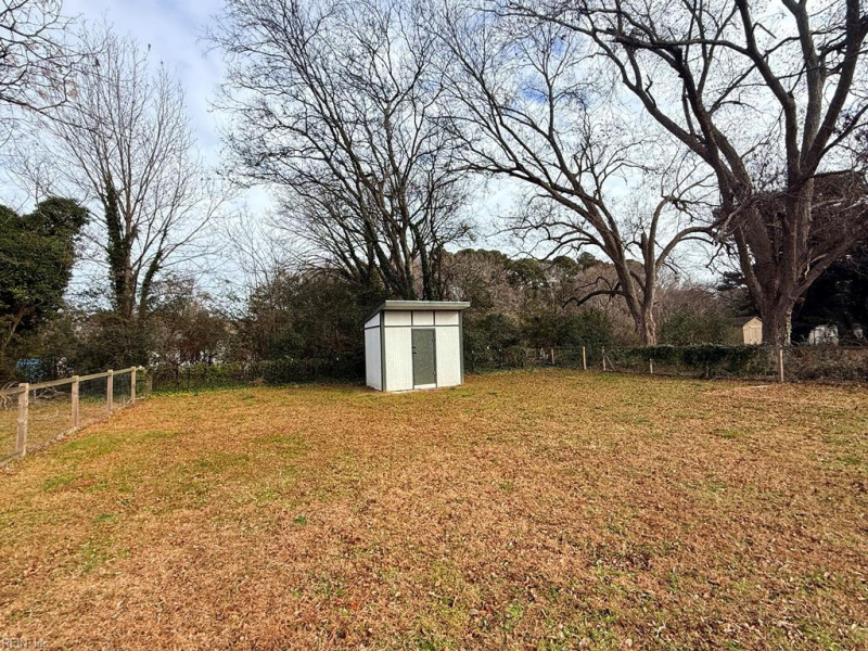 Photo 5 of 40 residential for sale in Northampton County virginia