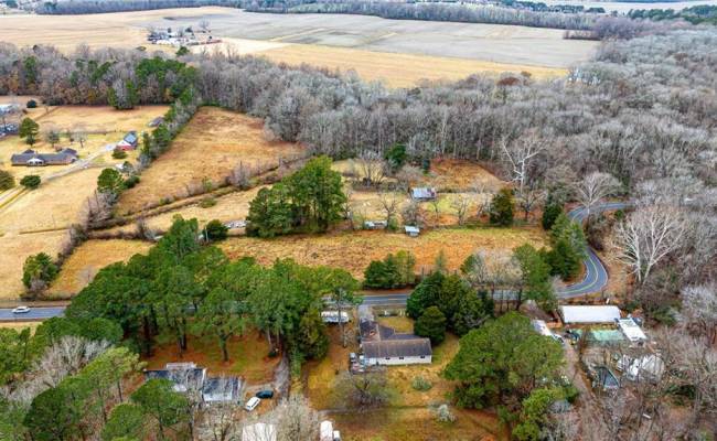 4500 Backwoods Road, Chesapeake, VA 23322