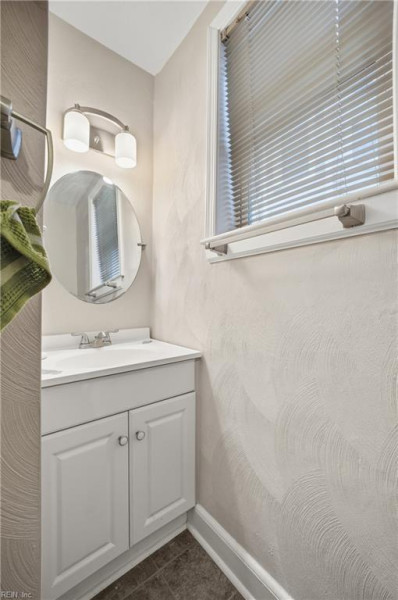 Photo 14 of 32 residential for sale in Norfolk virginia