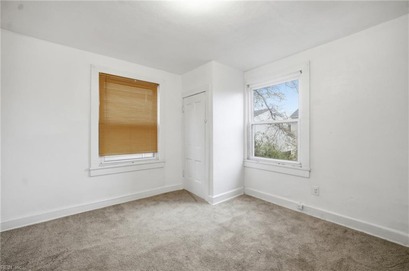 Photo 18 of 32 residential for sale in Norfolk virginia