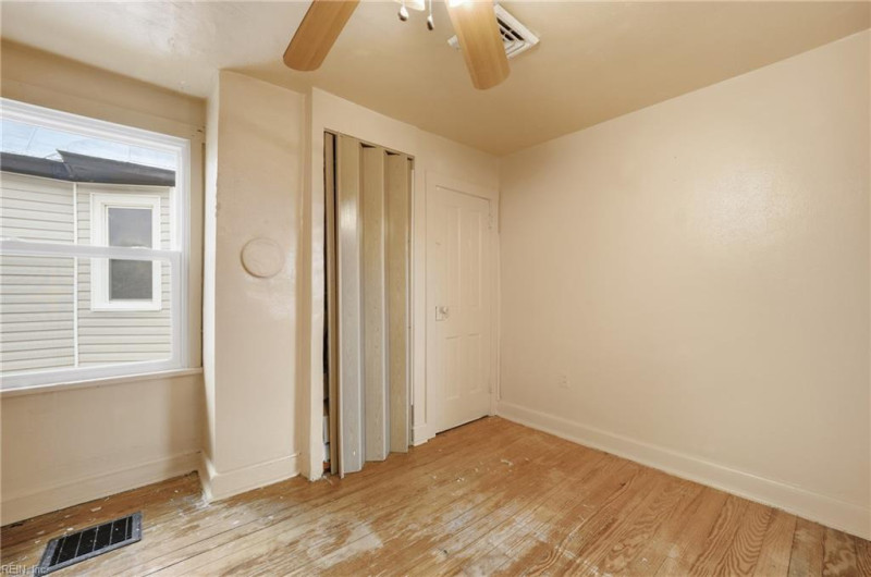 Photo 24 of 32 residential for sale in Norfolk virginia