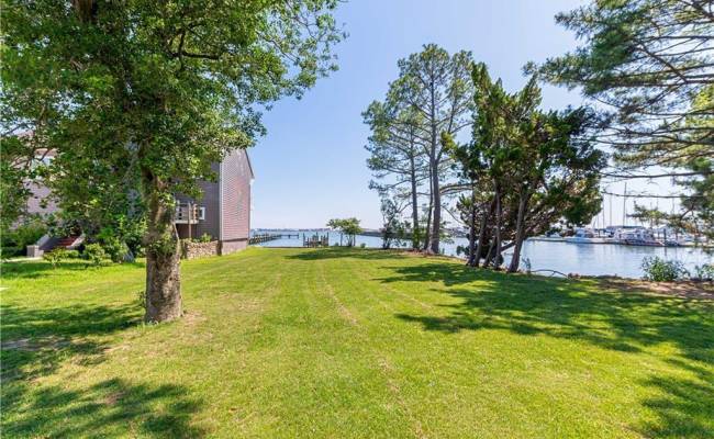 1459 Bayville Street, Norfolk, VA 23503