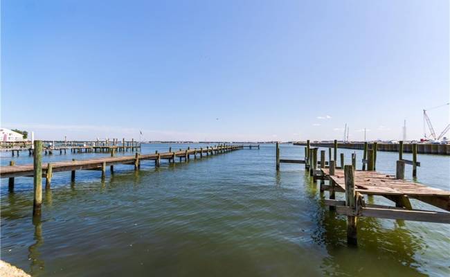 1459 Bayville Street, Norfolk, VA 23503