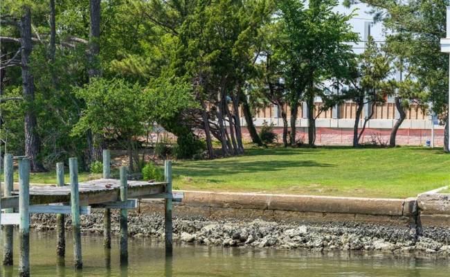 1459 Bayville Street, Norfolk, VA 23503