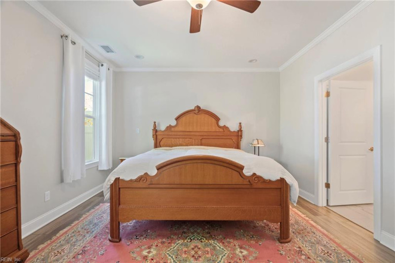 Photo 19 of 46 residential for sale in Chesapeake virginia