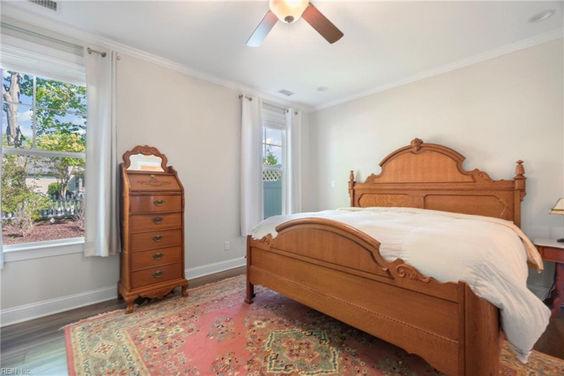 Photo 20 of 46 residential for sale in Chesapeake virginia