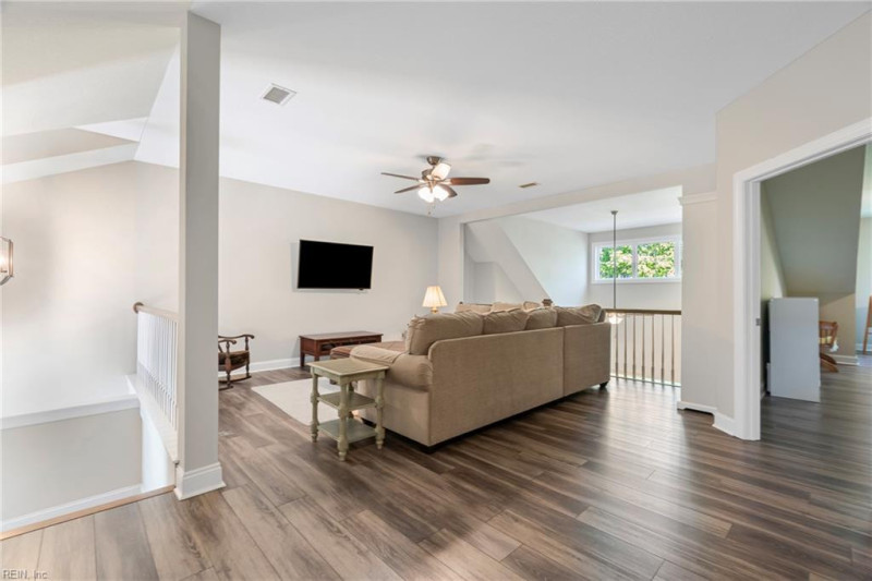Photo 27 of 46 residential for sale in Chesapeake virginia