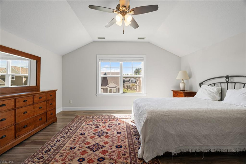 Photo 34 of 46 residential for sale in Chesapeake virginia