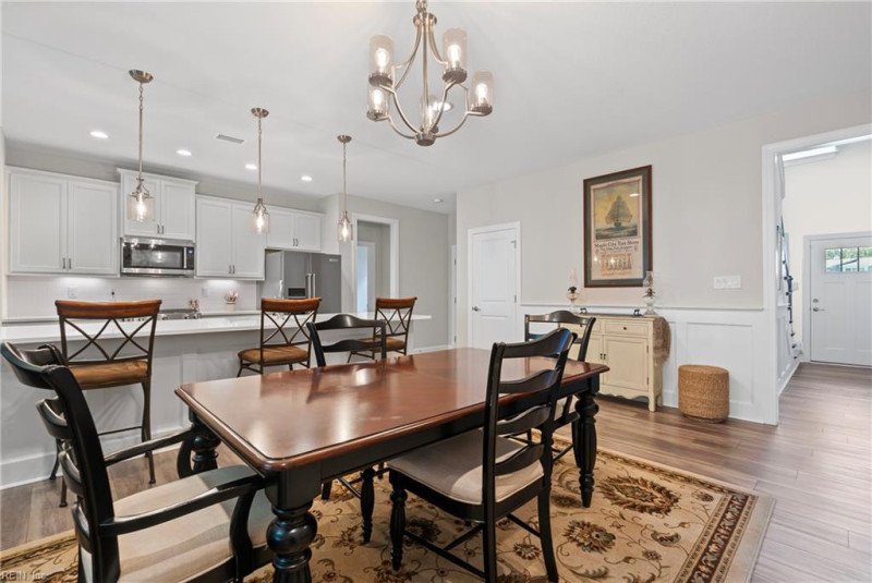 Photo 9 of 46 residential for sale in Chesapeake virginia