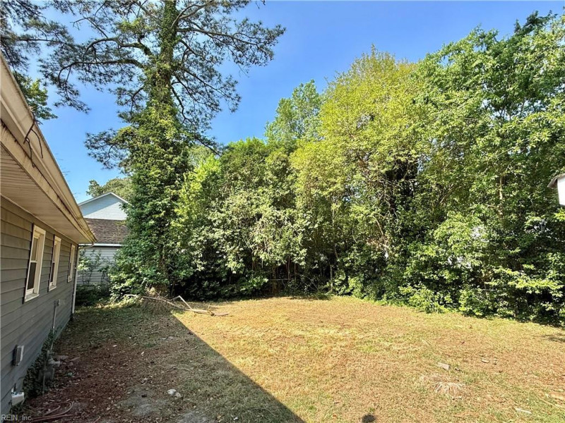 Photo 16 of 17 residential for sale in Norfolk virginia Photo 16 of 17 residential for sale in Norfolk virginia