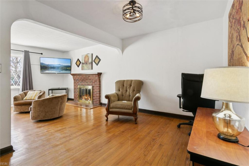Photo 4 of 22 residential for sale in Hampton virginia Photo 4 of 22 residential for sale in Hampton virginia