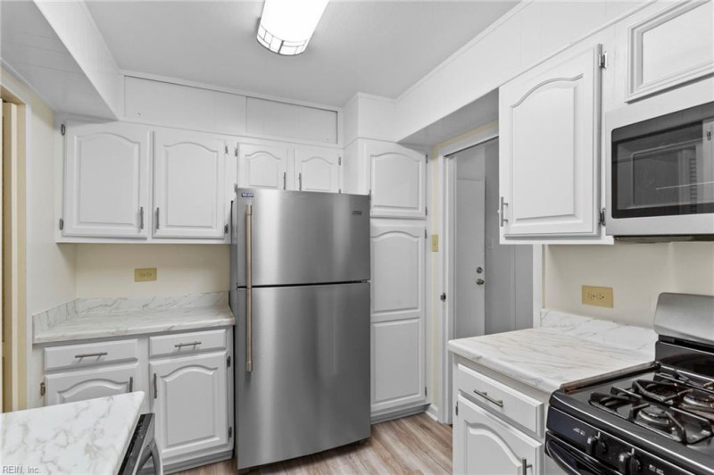 Photo 22 of 50 residential for sale in Norfolk virginia Photo 22 of 50 residential for sale in Norfolk virginia