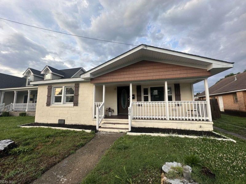 Photo 1 of 22 residential for sale in Portsmouth virginia
