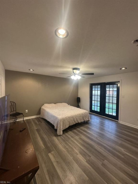 Photo 21 of 22 residential for sale in Portsmouth virginia