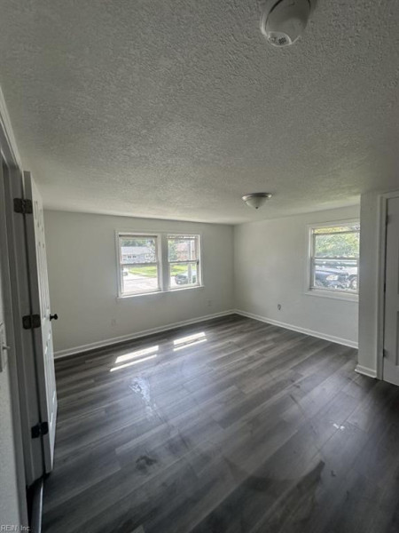 Photo 9 of 22 residential for sale in Portsmouth virginia