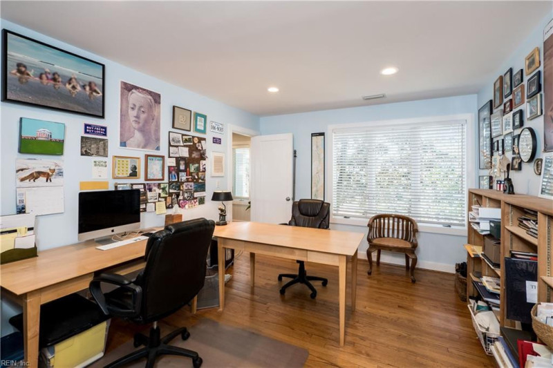 Photo 19 of 44 residential for sale in Virginia Beach virginia
