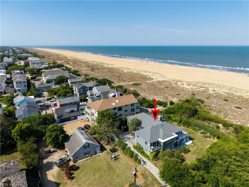 Photo 2 of 44 residential for sale in Virginia Beach virginia