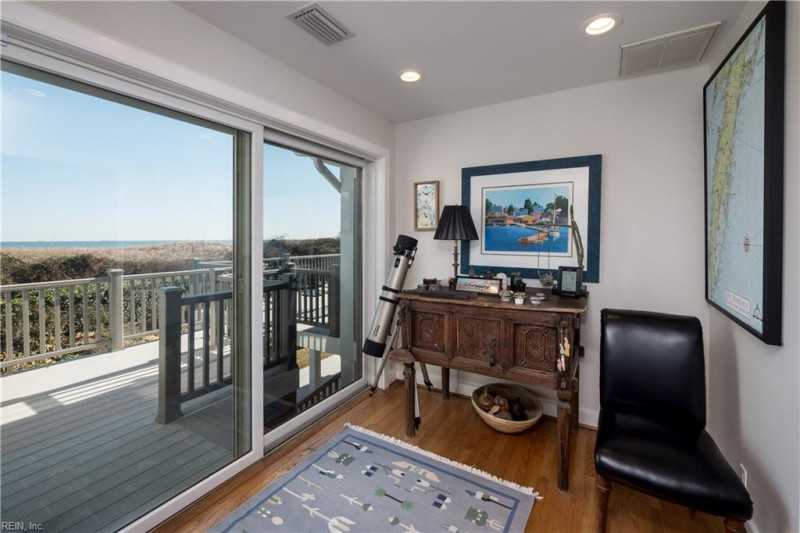 Photo 20 of 44 residential for sale in Virginia Beach virginia