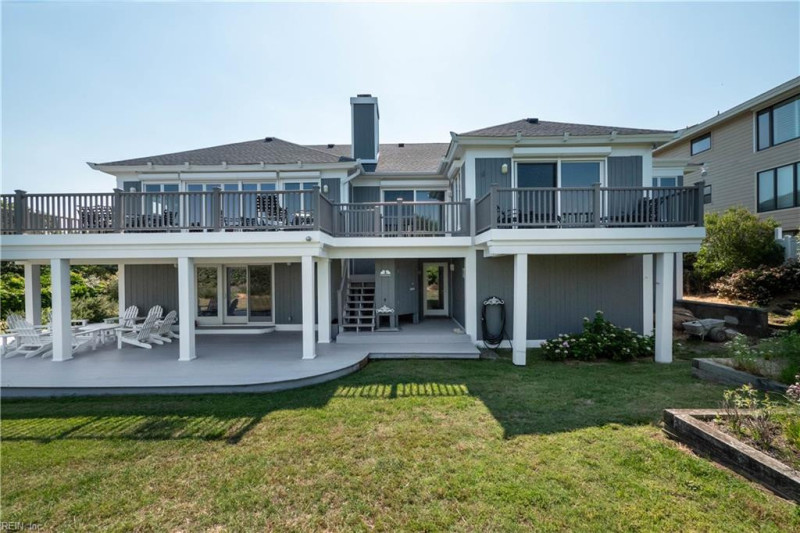 Photo 4 of 44 residential for sale in Virginia Beach virginia