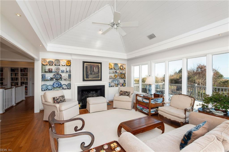 Photo 7 of 44 residential for sale in Virginia Beach virginia