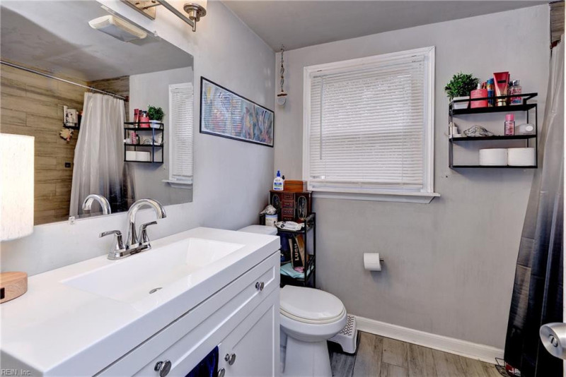 Photo 13 of 21 residential for sale in Hampton virginia