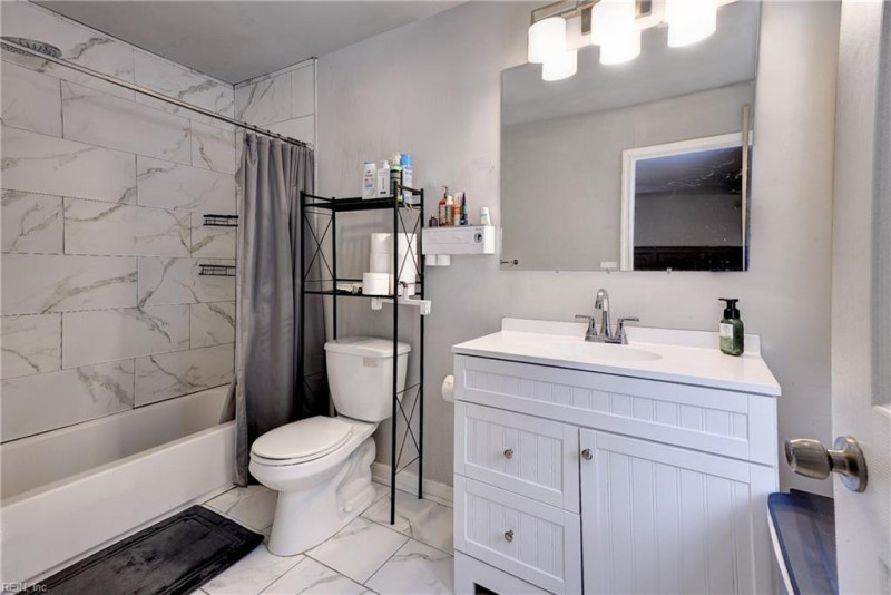 Photo 16 of 21 residential for sale in Hampton virginia