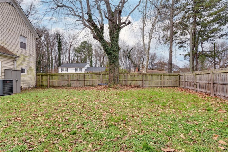 Photo 19 of 21 residential for sale in Hampton virginia