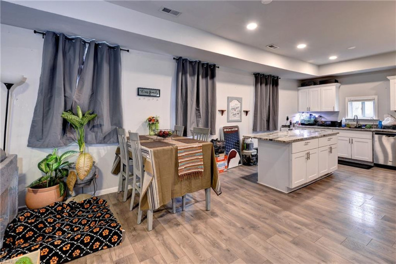 Photo 4 of 21 residential for sale in Hampton virginia