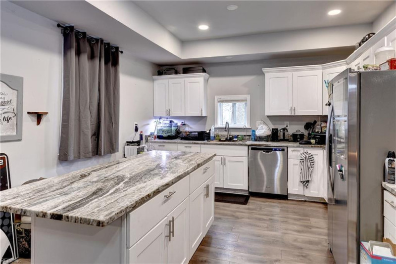 Photo 5 of 21 residential for sale in Hampton virginia