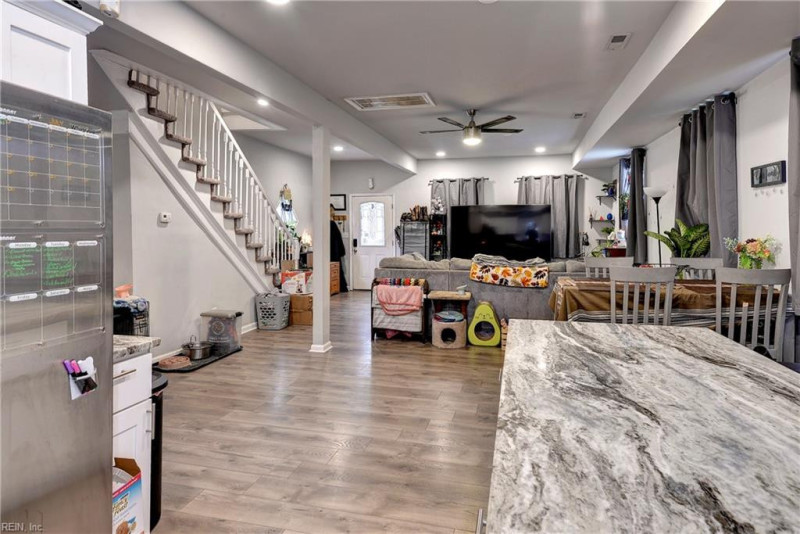 Photo 9 of 21 residential for sale in Hampton virginia