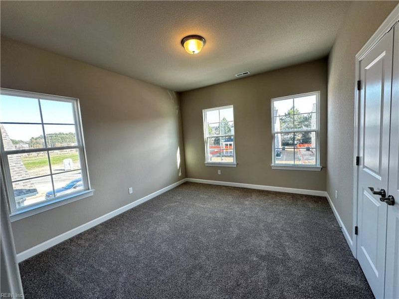 Photo 10 of 12 residential for sale in Suffolk virginia