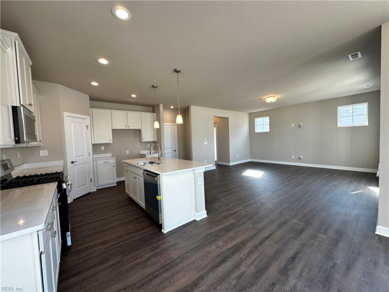 Photo 2 of 12 residential for sale in Suffolk virginia
