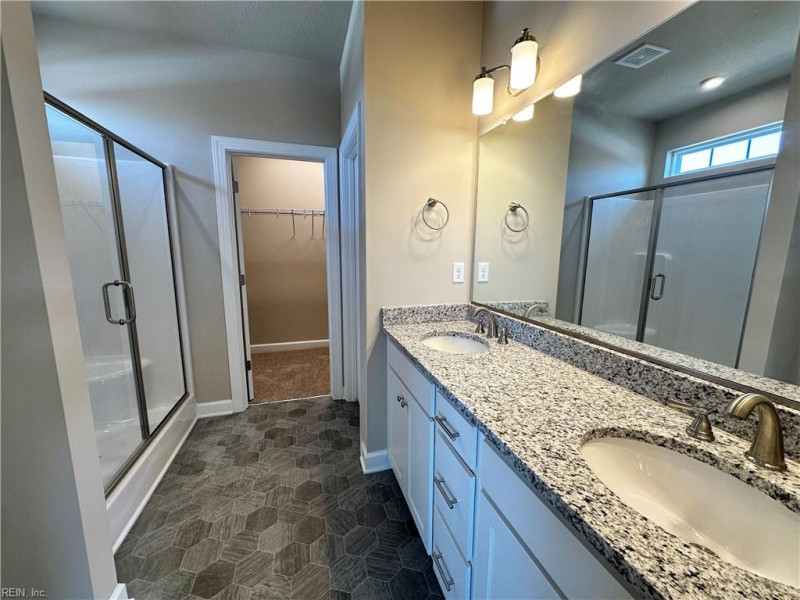 Photo 8 of 12 residential for sale in Suffolk virginia