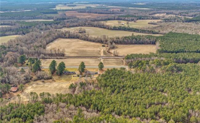 8189 Windsor Boulevard, Isle of Wight County, VA 23898